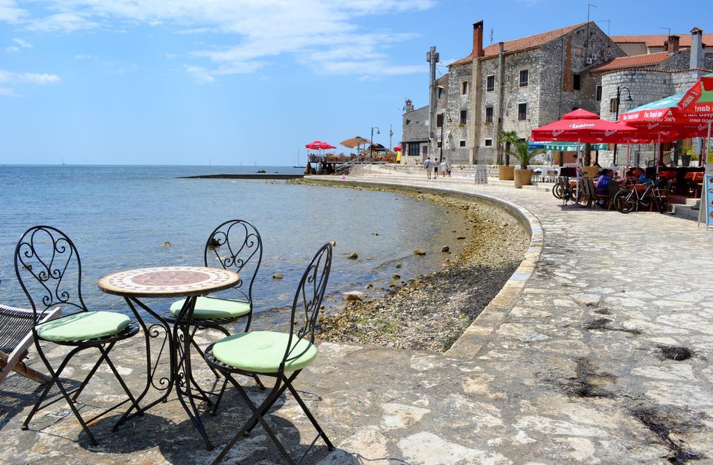 Apartment Umag Nelly Exterior photo
